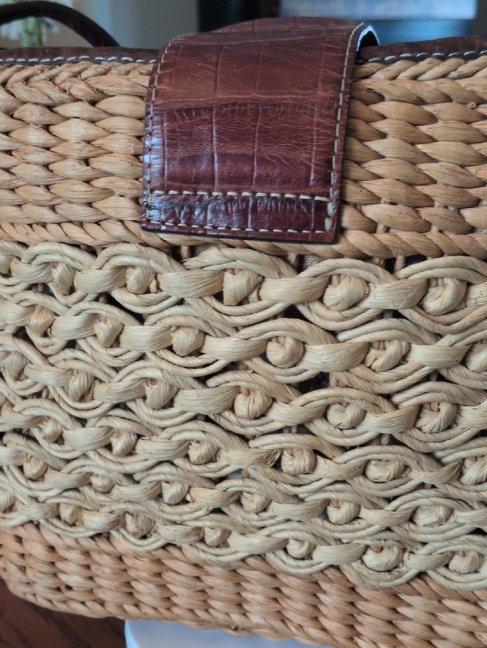 Brighton Vintage Woven Shoulder Bag with Brown Leather Trim - Picture 5 of 7